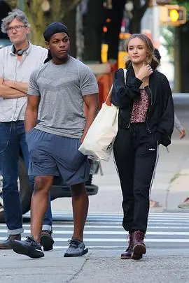 《裸奇点》:律师的末日狂欢,一场法律与人性的崩塌